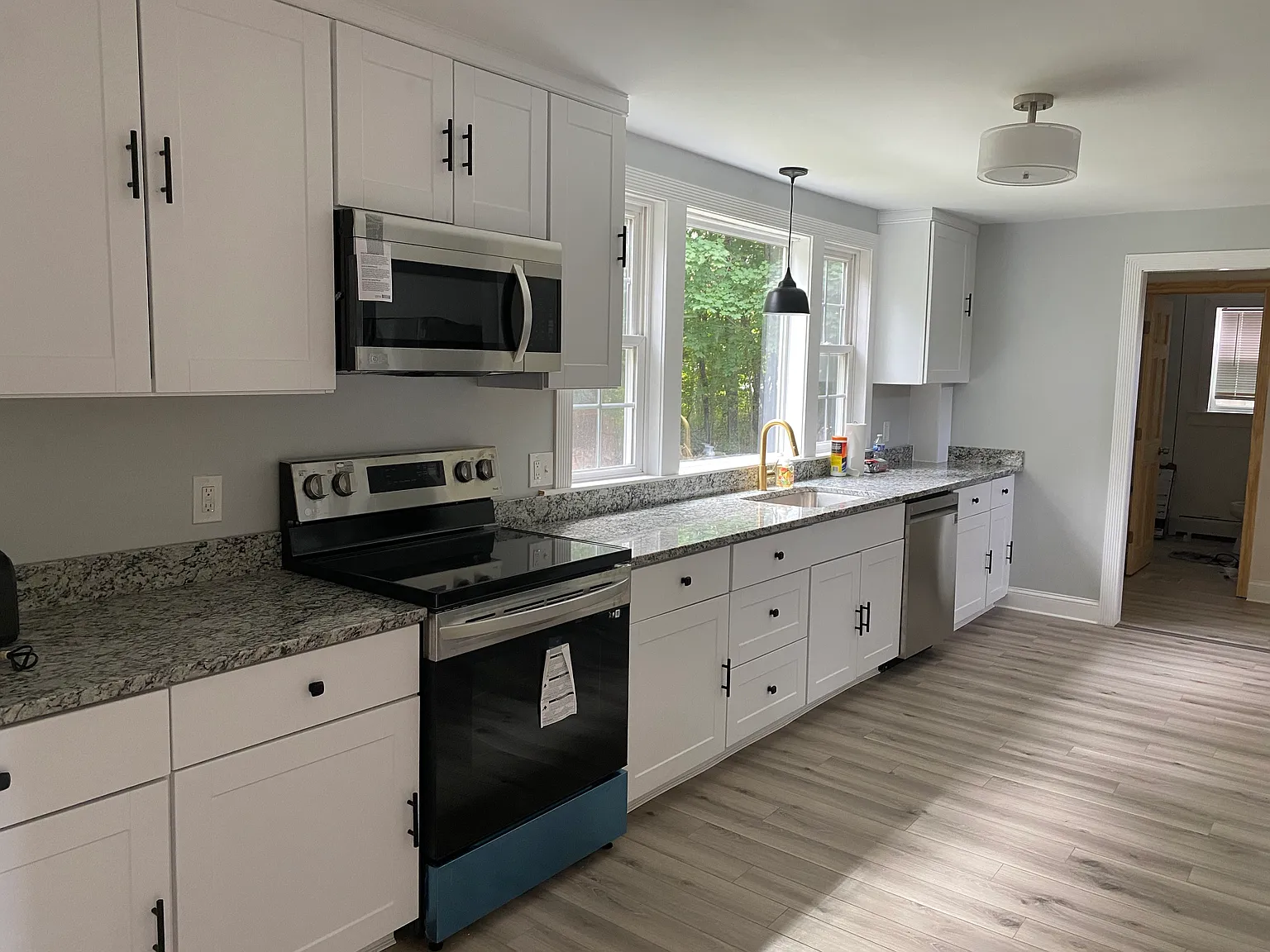5 bed, 1800 sqft, $3,500 — Photo 4