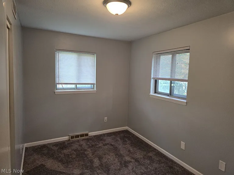 17253 Howe Rd — Photo 14