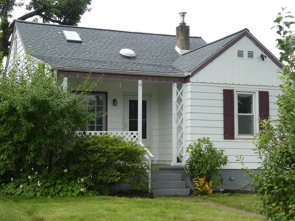 Current photo with new roof 