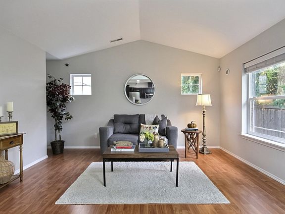 5th image of 20405 12th Avenue Ct E
