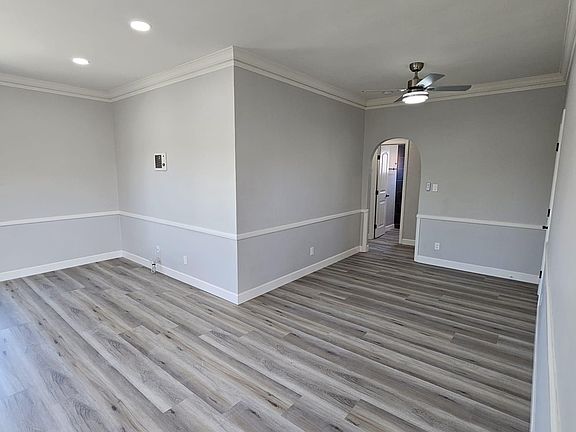 4th image of 3626 Park Blvd #F