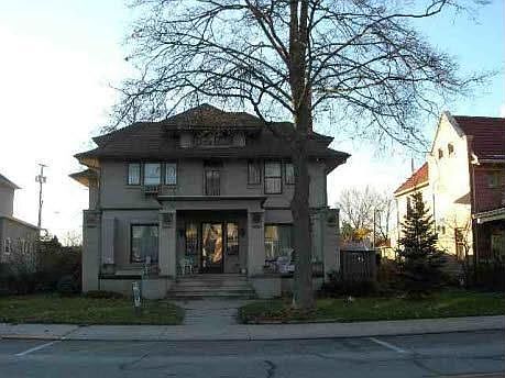 1st image of 311 S 5th St