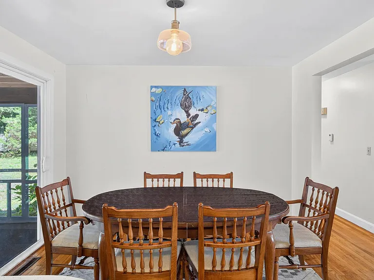 101 Longfellow Dr — Photo 6