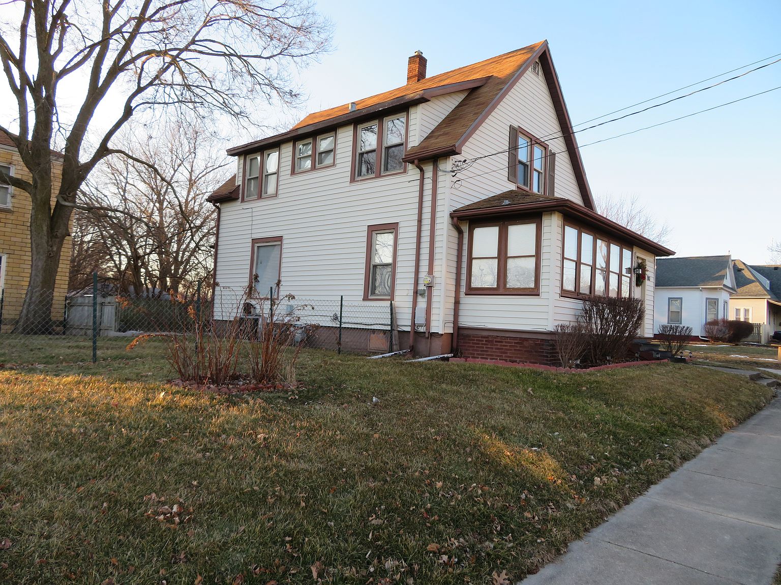 317 S Elm St, Kewanee, IL 61443 Zillow