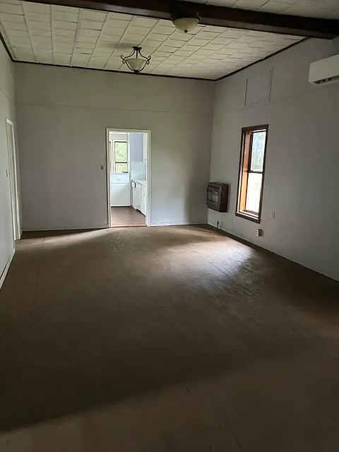 3 bed, 1496 sqft, $1,100 — Photo 3