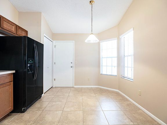 5th image of 2741 Falling Tree Cir