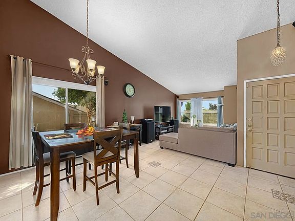 5th image of 7324 Prancer Way