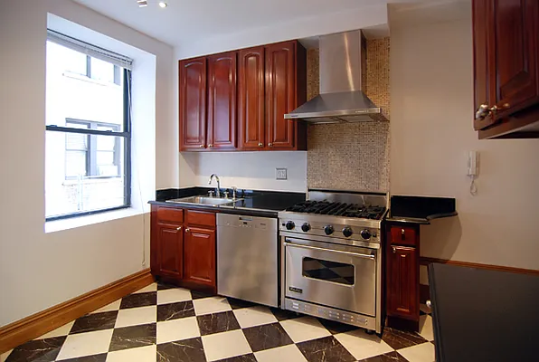 Rented by WAM Partners - William Moses Co. | media 103
