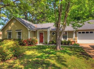 830 Barbara Lynn Dr, Collierville, TN 38017