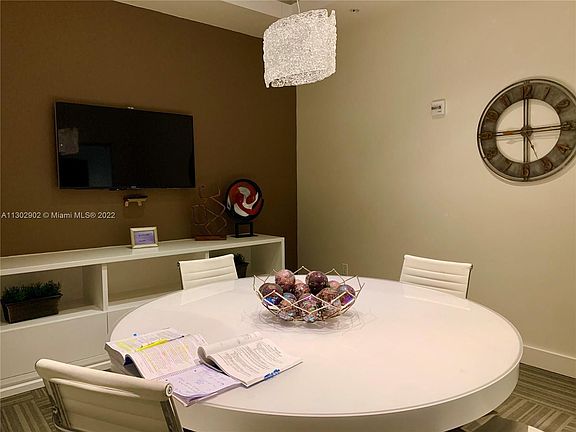 4th image of 999 SW 1st Ave APT 1803
