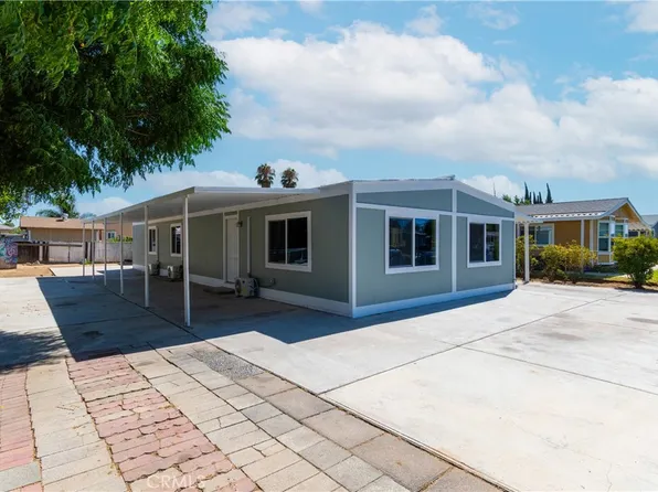 87 San Luis Dr, Perris, CA 92571