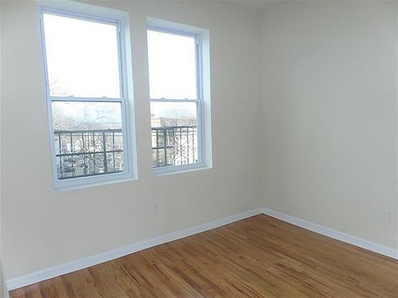 3rd image of 3236 John F Kennedy Blvd APT 4