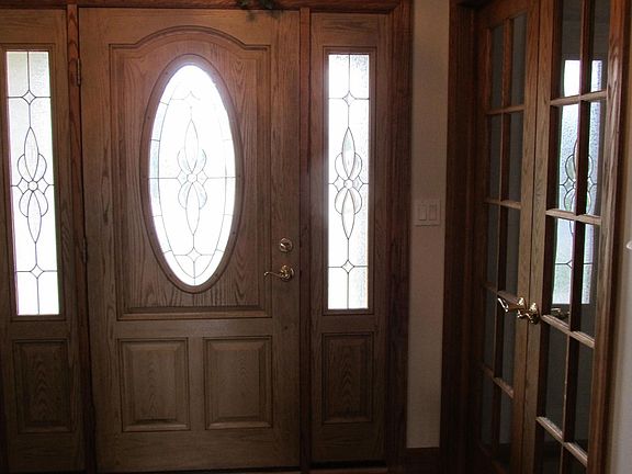 2/3 Oval View Front Door