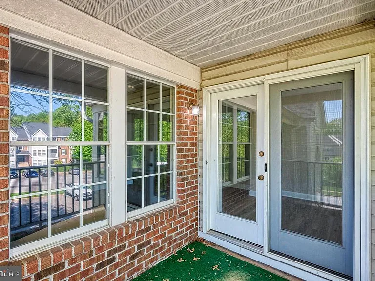 3100 Cardinal Way #J — Photo 28