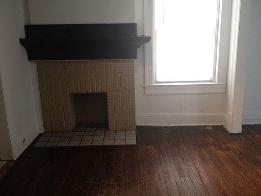 2nd image of 16 E Norwich Ave APT 10