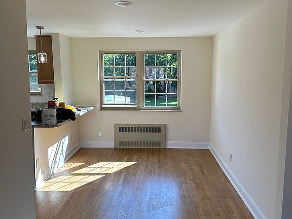 4th image of 459 Bernhardt Dr APT 3