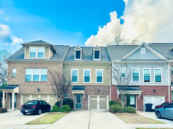 4143 Moncure Dr, Lilburn, GA 30047