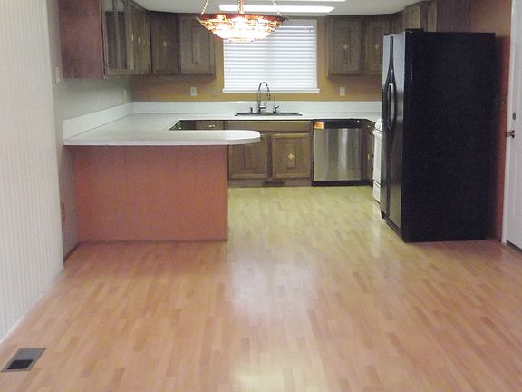 Spacious Kitchen