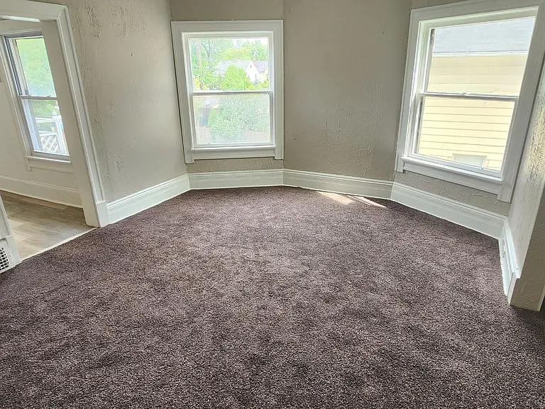 3404 Archwood Ave #2 — Photo 4