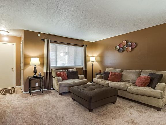 4th image of 1704 NE 55th St