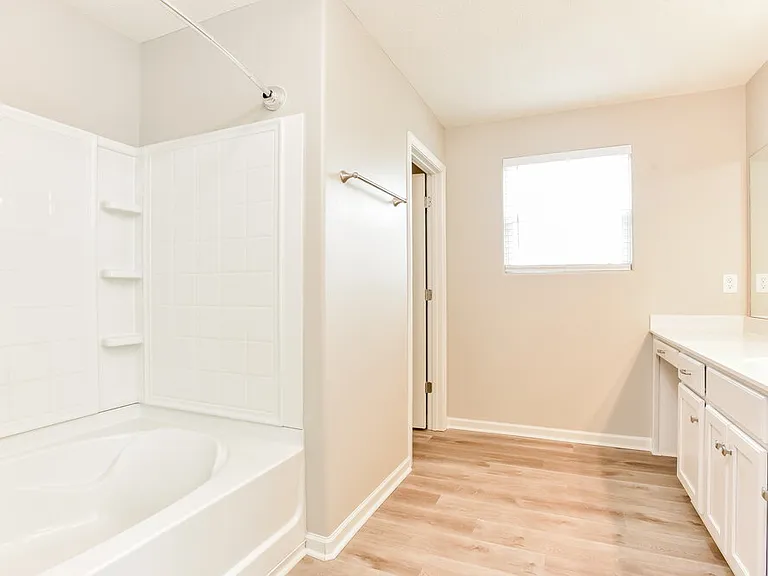 1631 Sunray Dr — Photo 12