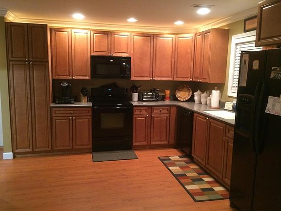 2nd image of 227 Blackfoot Way