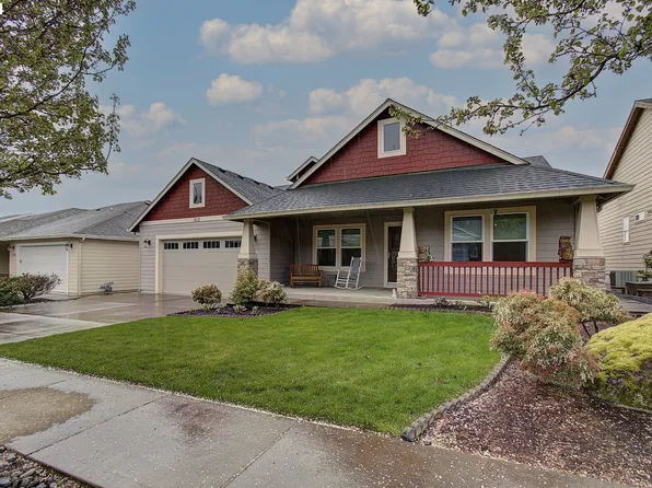 313 NE 17th St, Battle Ground, WA 98604