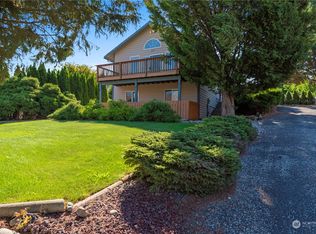 302 Pine View Dr, Orondo, WA 98843