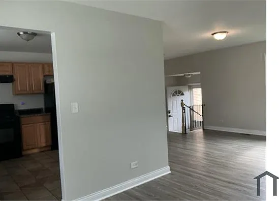 35 Oakview Rd — Photo 2