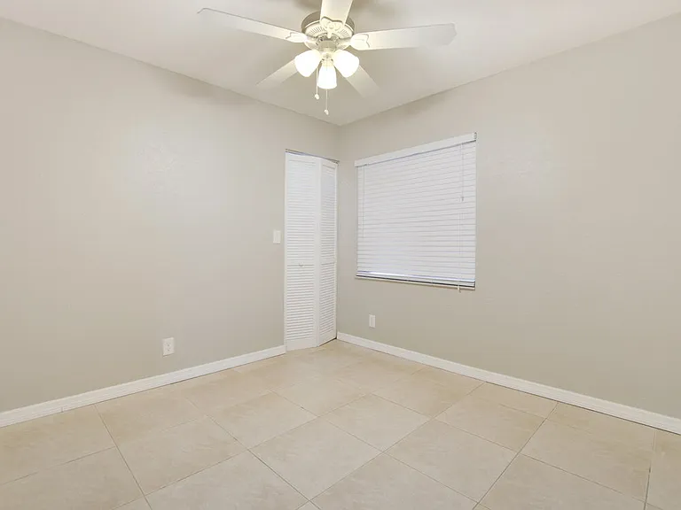 4462 NW 113th Ln — Photo 9