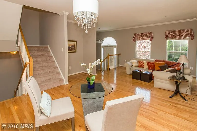 Living Room/Dining Room Combo