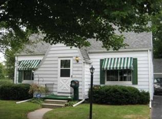 1923 Glenross Pl, Northwood, OH 43619