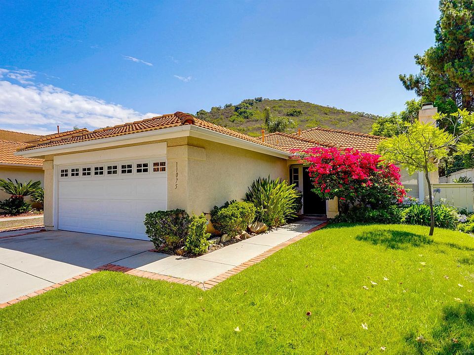 1st image of 11075 Avenida De Los Lobos