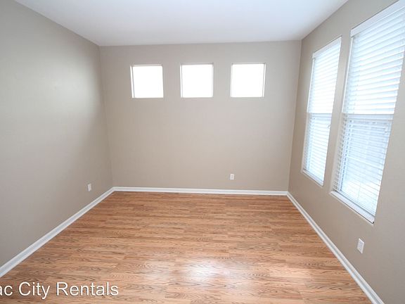 4th image of 5316 Tersk Way
