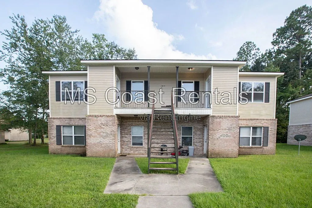 2 bed, 2.0 bath, 1039 sqft, $1,099 — Photo 1