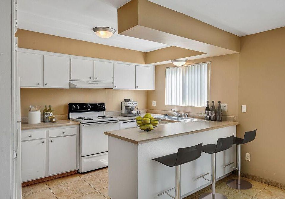 Penthouse Apartments 6560 Montezuma Rd San Diego CA Zillow