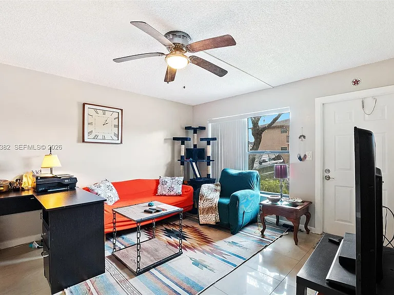 10053 Winding Lake Rd #101 — Photo 7