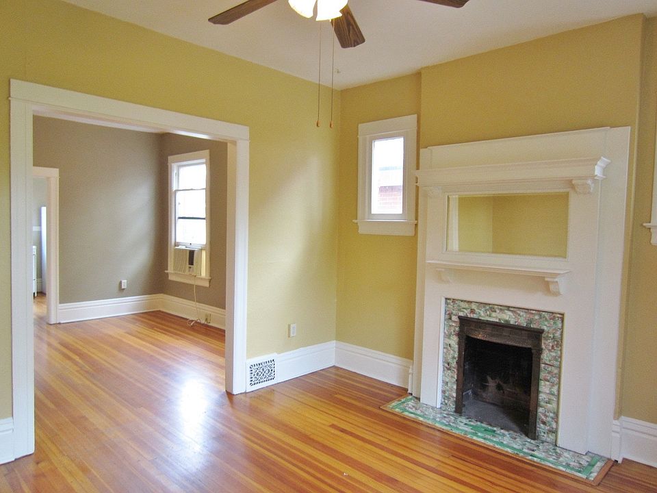 1st image of 827 E 5th Ave