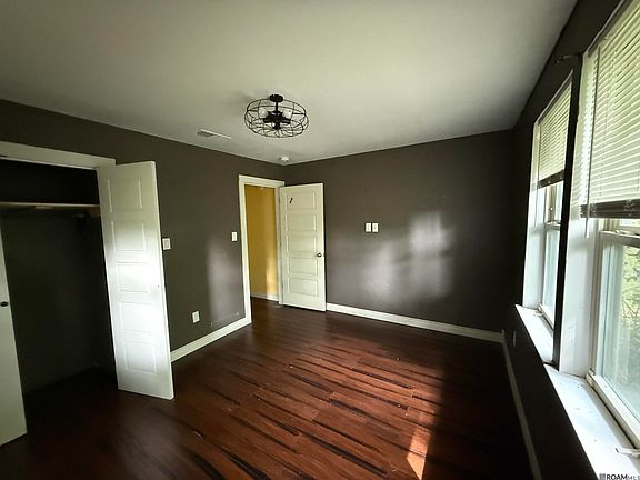 4th image of 11770 Greenwell Springs Rd