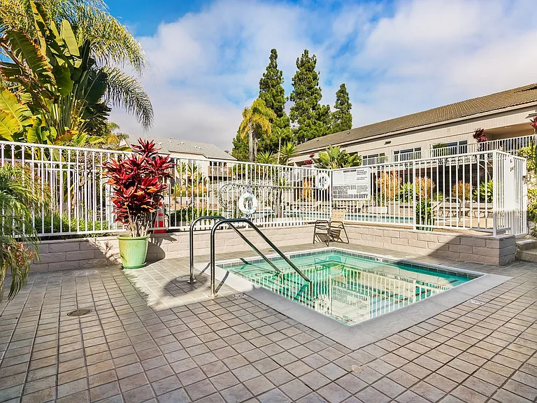 8503 Villa La Jolla Dr #1-ID1559834P — Photo 27