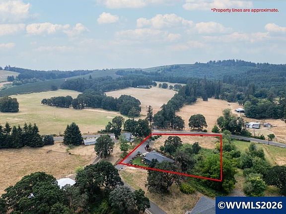 3rd image of 4827 Kenomi Pl SE
