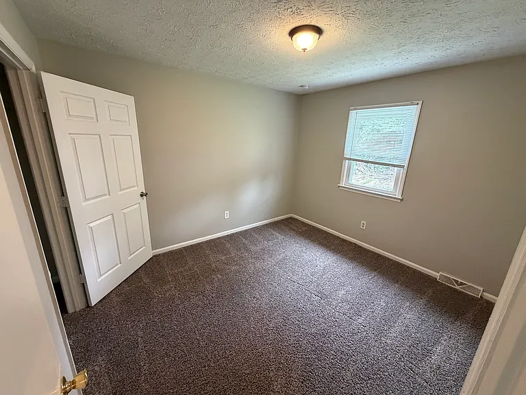 1660 Foxhaven Dr #31 — Photo 7
