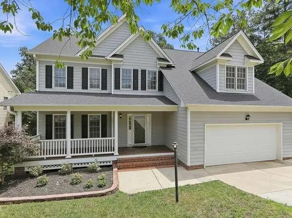 401 Peachtree Point Ct #401, Cary, NC 27513