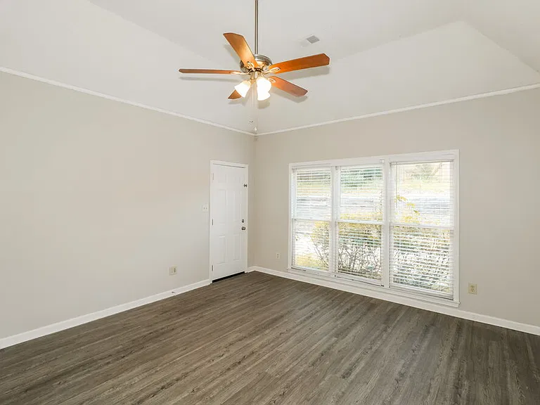9224 Chimneyrock Blvd — Photo 10