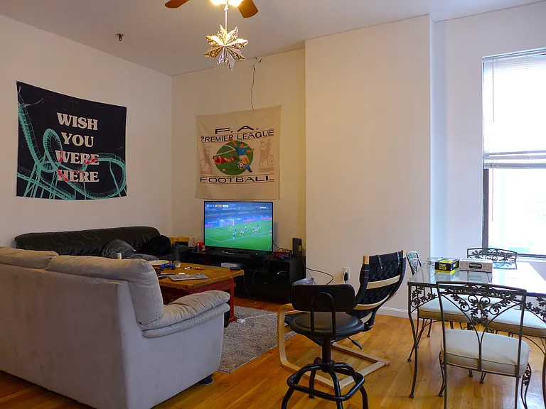 181 Northampton St — Photo 14