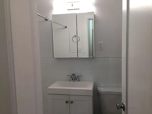 Rented by First Executive Realty Inc | media 11