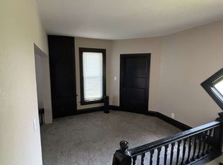 315 1/2 Center St, Findlay, OH 45840