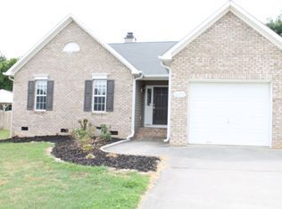 2375 Riley Forest Dr, Winston Salem, NC 27127