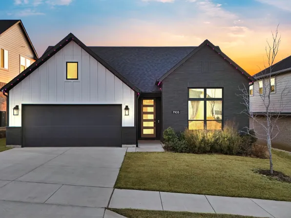 7105 Talon Bluff Dr, Fort Worth, TX 76179