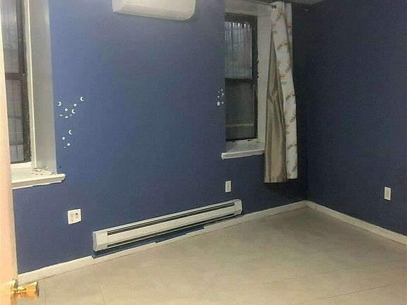 5th image of 673 Dawson St #19A
